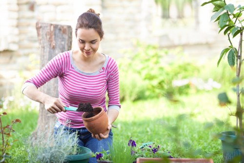 Payment and cancellation rules for gardening work